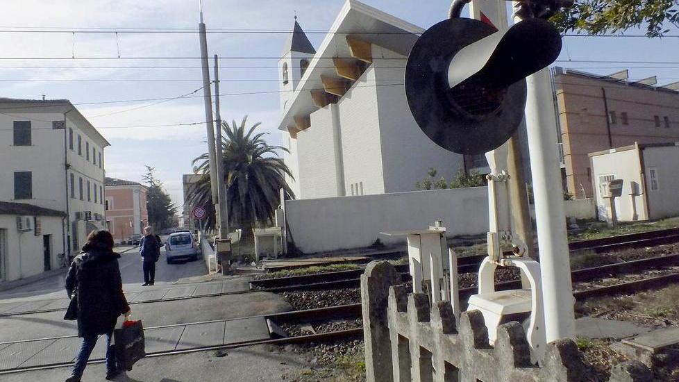 «Non vogliamo il muro» Putignano si divide ancora