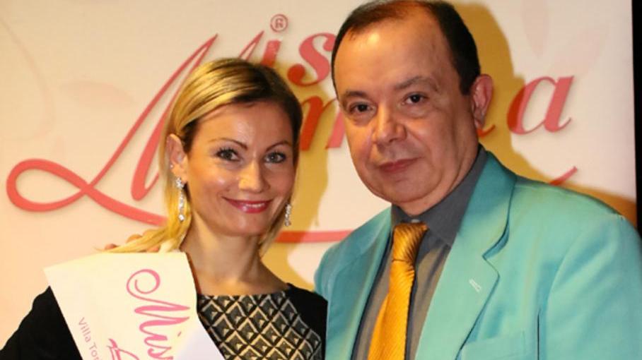 Miss Mamma romantica: sul podio una portalettere