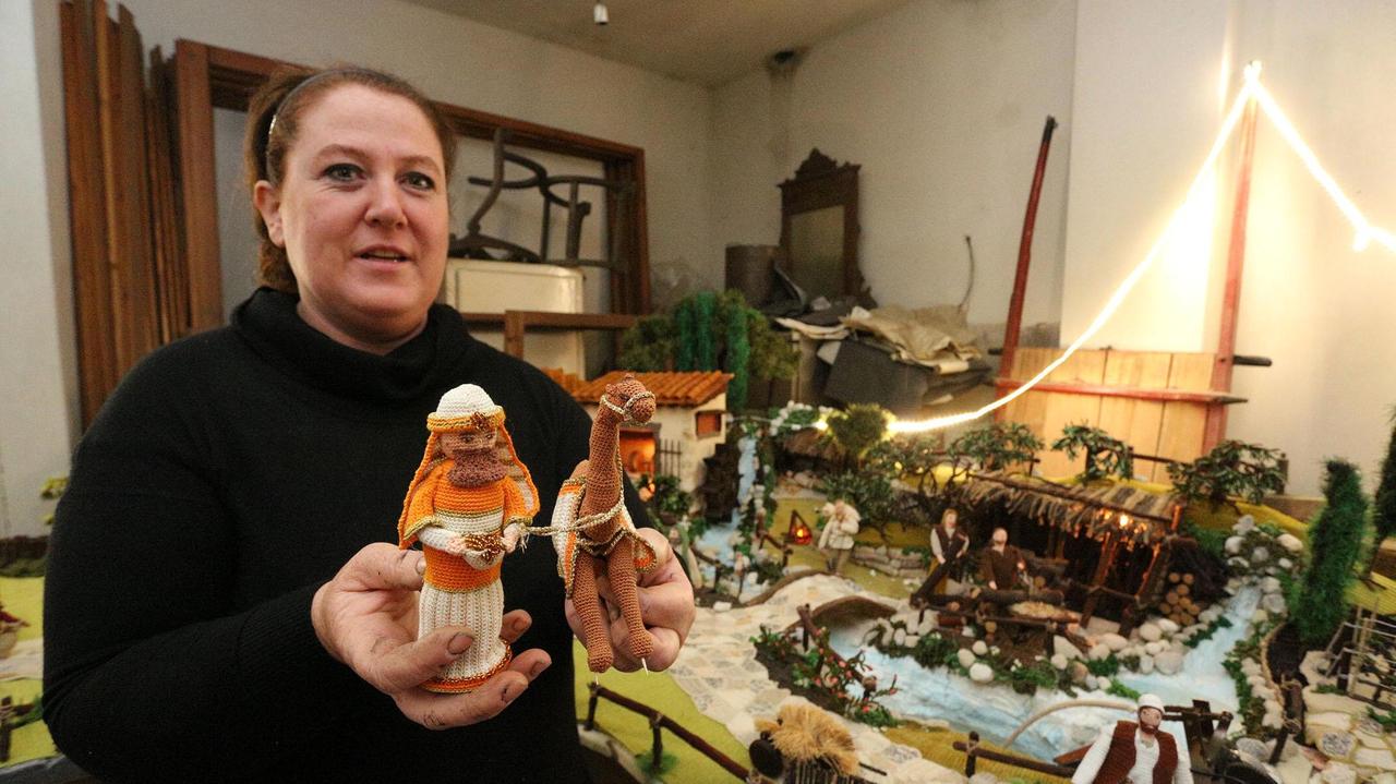 Gessica Mancini con il suo presepe