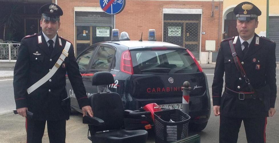 Ritrovata la carrozzina dell’anziana 