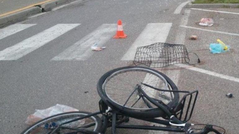 Ruba bici e causa incidente Guidava dopo aver bevuto