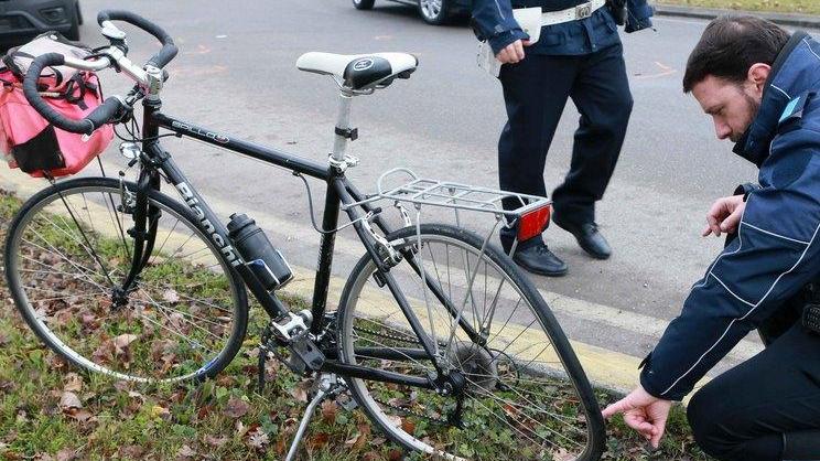 Non ce l’ha fatta il ciclista investito