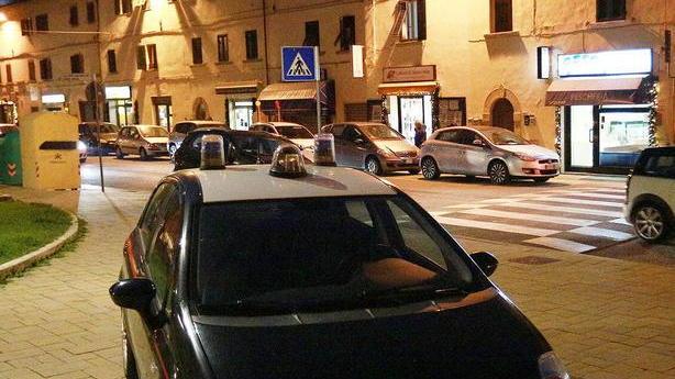Una pattuglia di carabinieri in servizio