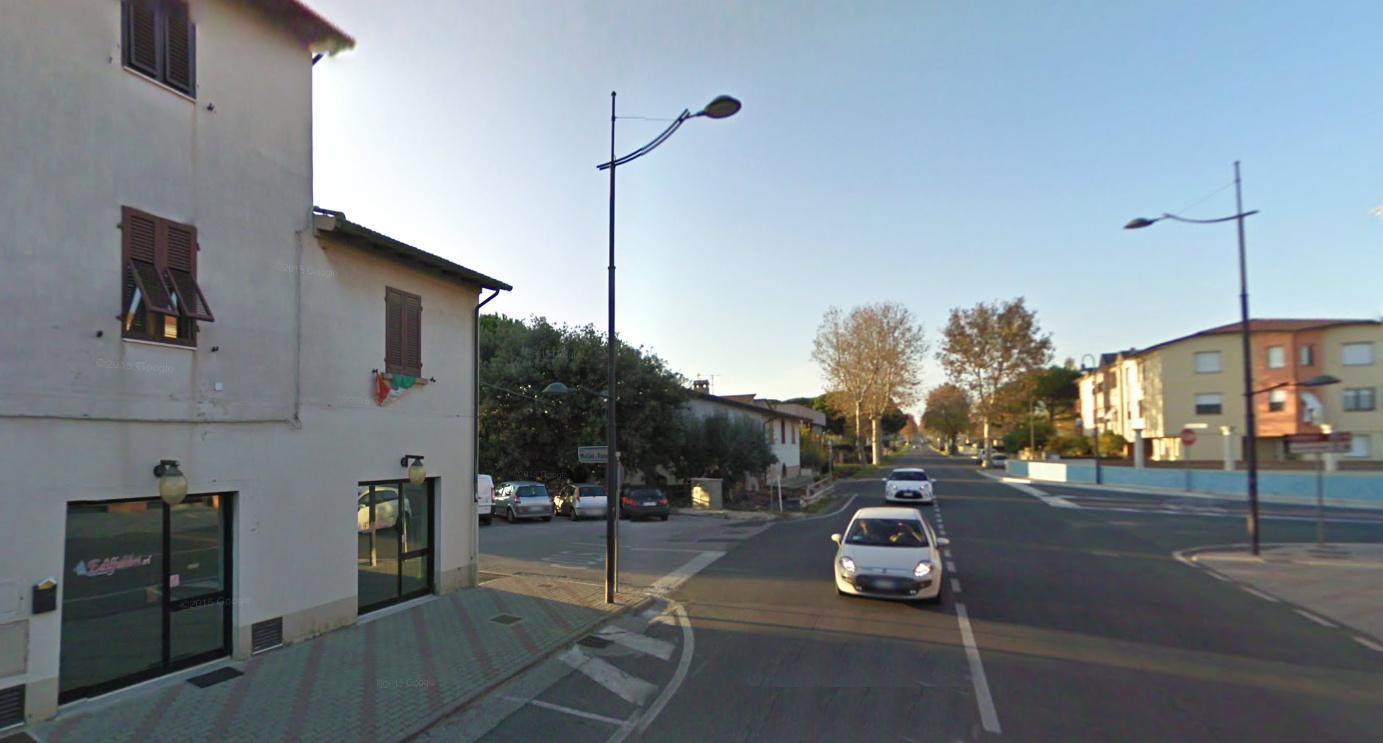 Via Indipendenza a Venturina Terme all'incrocio con via Molini