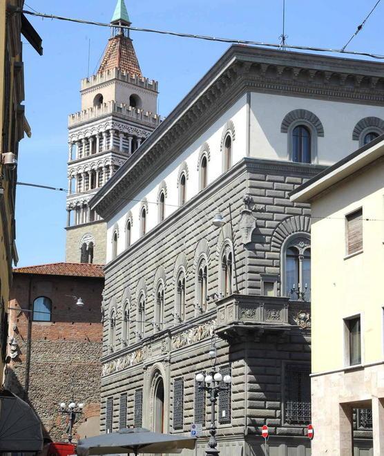 Tre miliardi di prestiti a famiglie e aziende 