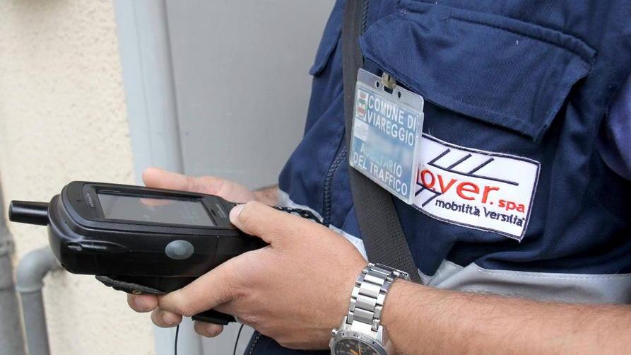 Servizi alla Mover, ore frenetiche in Comune