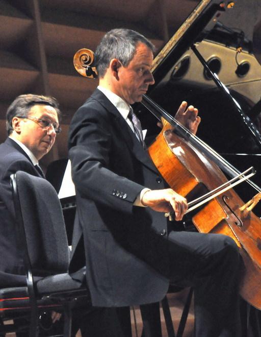 Savary e Maurizzi, a Modena viaggio di virtuosi da Beethoven a oggi 