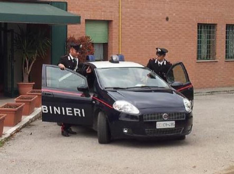 Portomaggiore, falsa postina deruba pensionata 