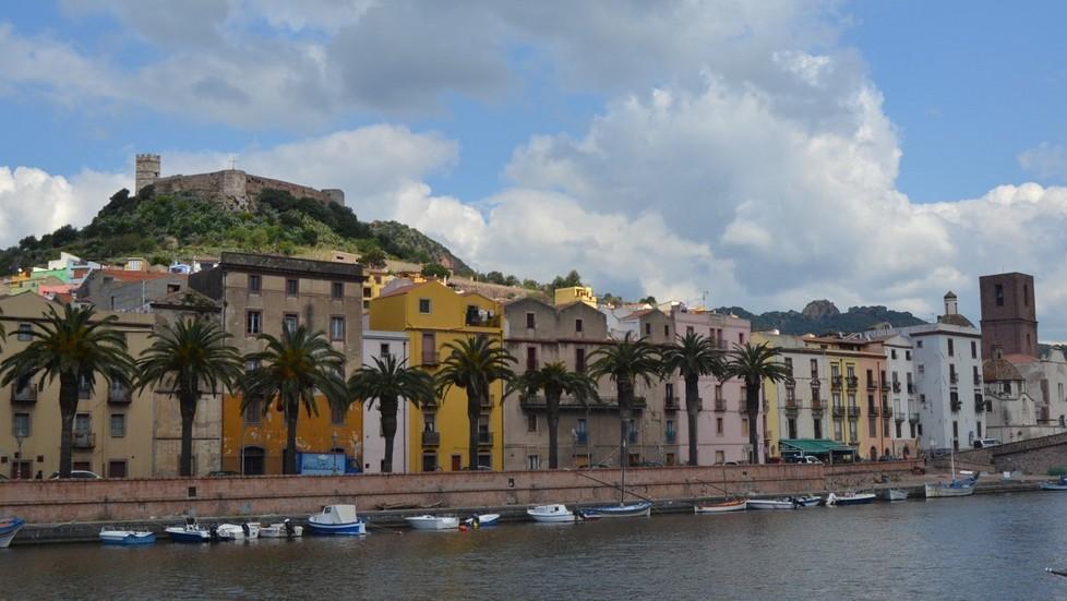 Bosa, la più bella sei sempre tu: ora lo dice anche Skyscanner 