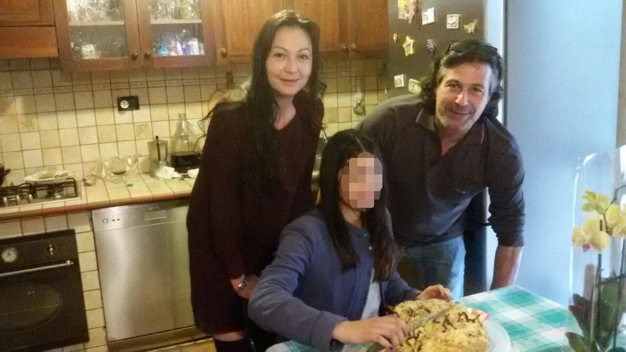 Giuseppe Raucci con la compagna e la figlia