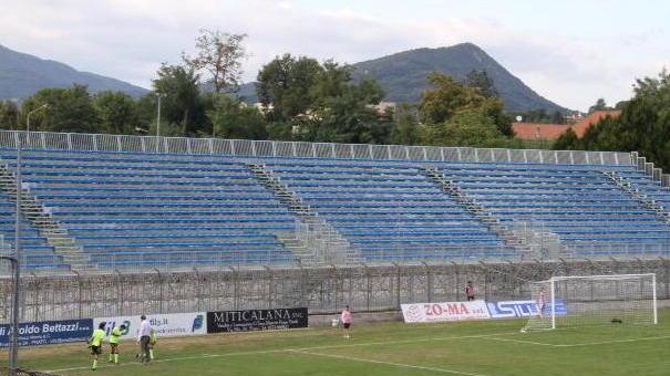 La Curva Ferrovia può aspettare