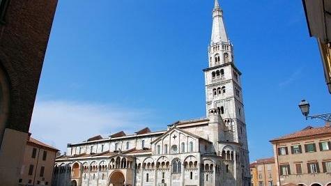 Piazza Grande con la Ghirlandina