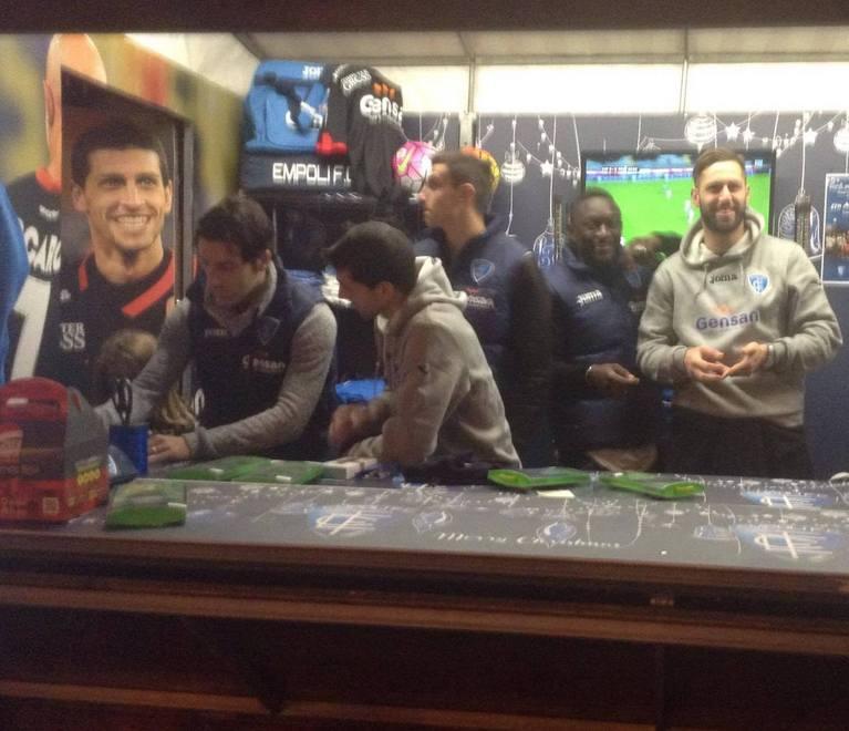 Anche il Natale si tinge d’azzurro 