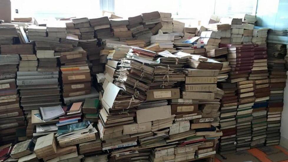 Libri dall’ex magazzino a sistemazioni inadatte Martina: è provvisorio