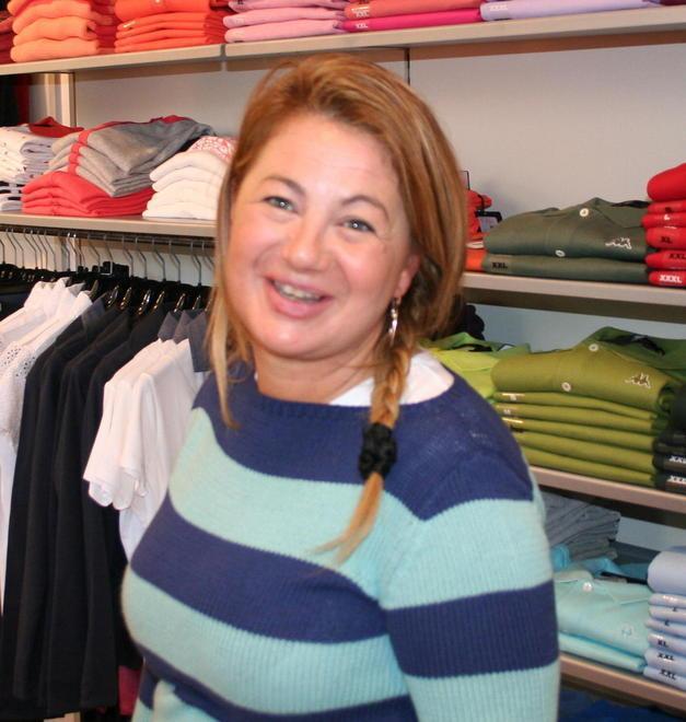 Torna lo shopping di sera nel cuore di Lucca per tre giorni negozi aperti fino alle 24