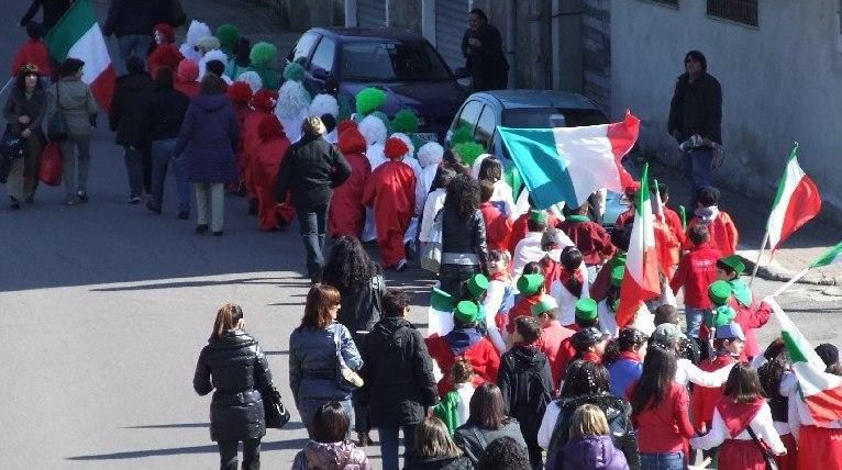 Orotelli, il Comune regala ai bimbi la Costituzione