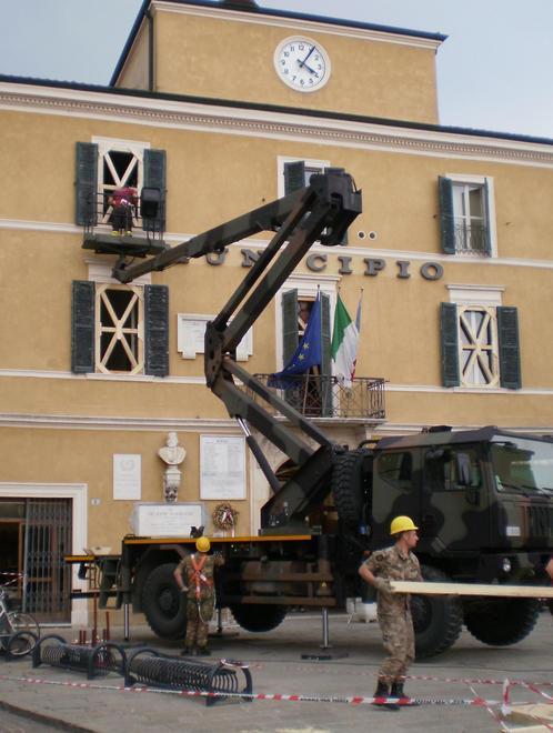 «La ricostruzione continua e servono ancora aiuti»