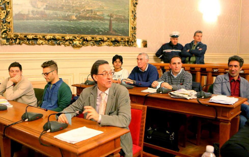 M5S prende tempo e il presidente ancora non c’è 