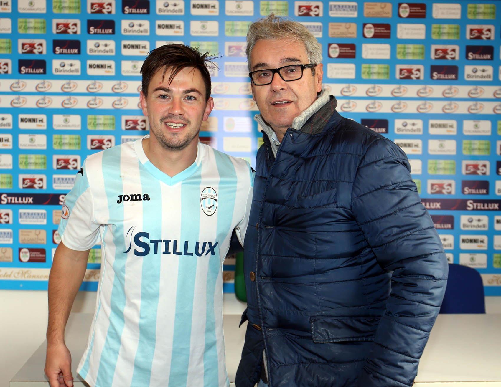 Damiano Mitra e il presidente del Montecatini, Marco Innocenti (Foto Nucci)