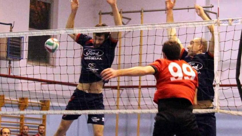 Volley, lo sprint di Natale derby Cft Cus-Entomox