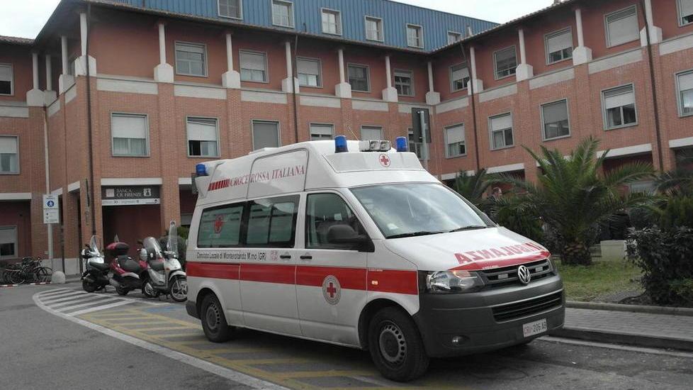 Paziente suicida indagati due medici e cinque infermieri