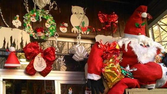 Fossola si fa da sola il suo presepe luminoso