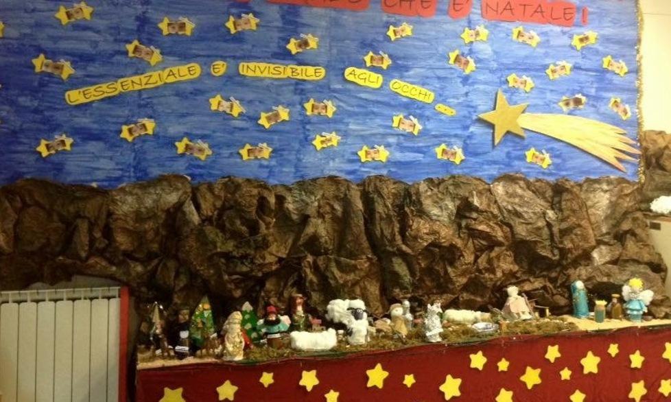 Bellissimo presepe dentro l’asilo 