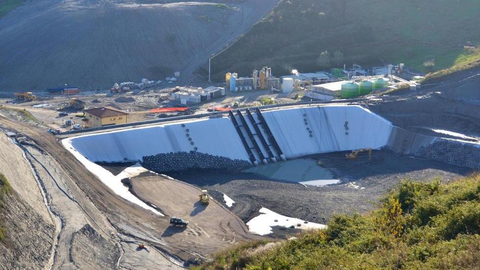 Alta Valdera, i rifiuti costano il 20% in più