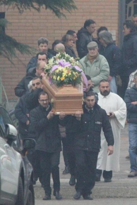 «La morte di papà trattata come se fosse un telefilm» 