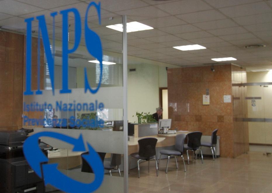 Docenti da mesi senza pensione 