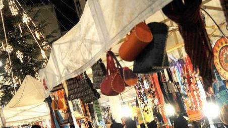 Belle le luminarie Ma il commercio va ancora a rilento