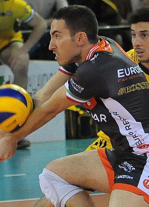 Vettori bombarda Bruninho illumina Rossini granitico