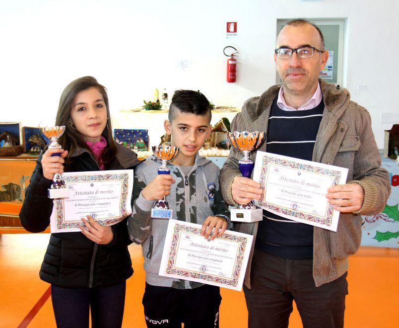 Sassari, i presepi più belli premiati nella scuola di Li Punti 