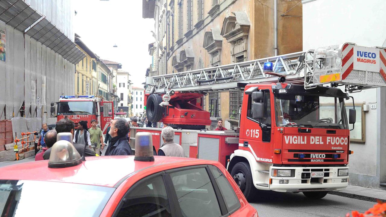 Cucina in fiamme a Montale