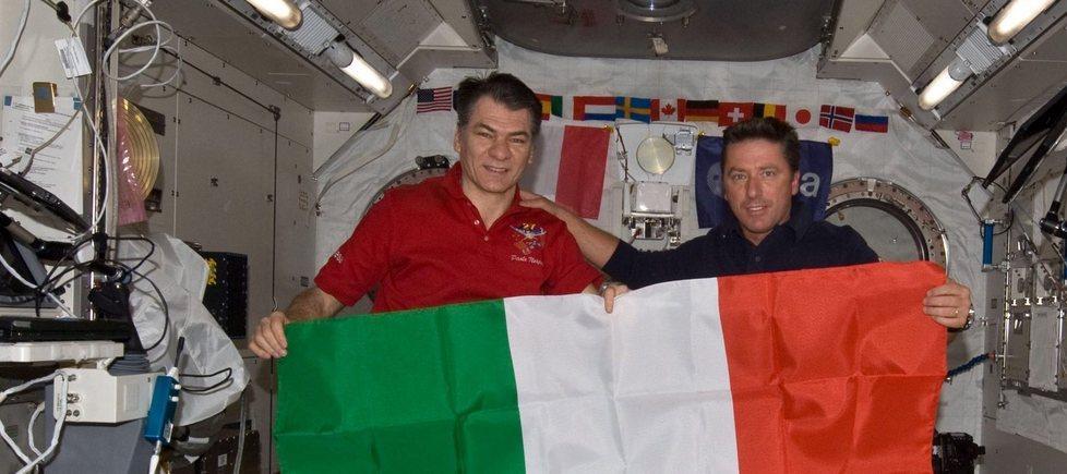 Concorsi pubblici: l'agenzia spaziale cerca 11 laureati 