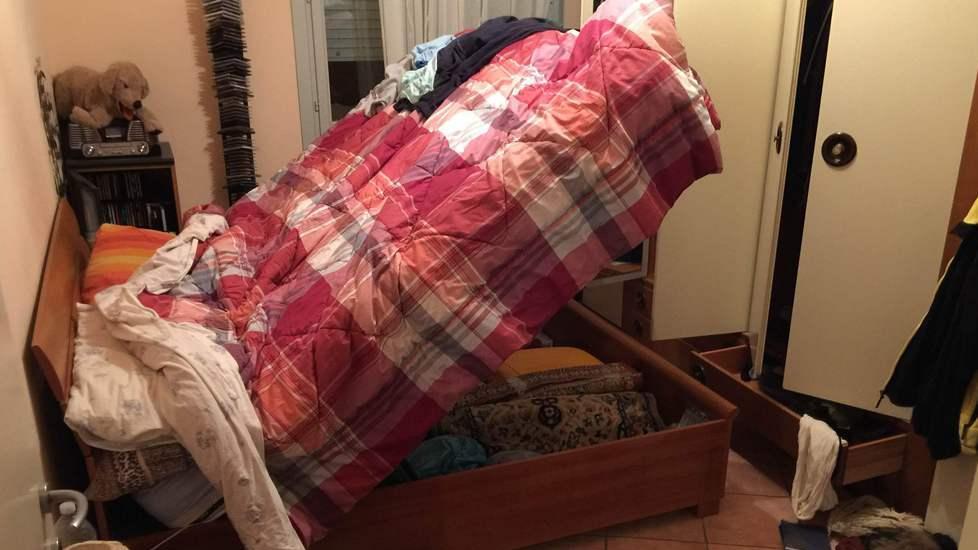 Colpo di una coppia in una casa via un “tesoro” di medaglie