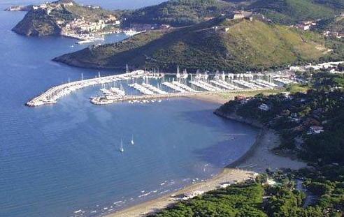 Ok dal consiglio su Cala Galera Il porto ha il Piano regolatore
