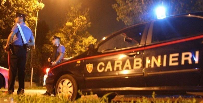 Ladri scatenati portata via pure una pistola 