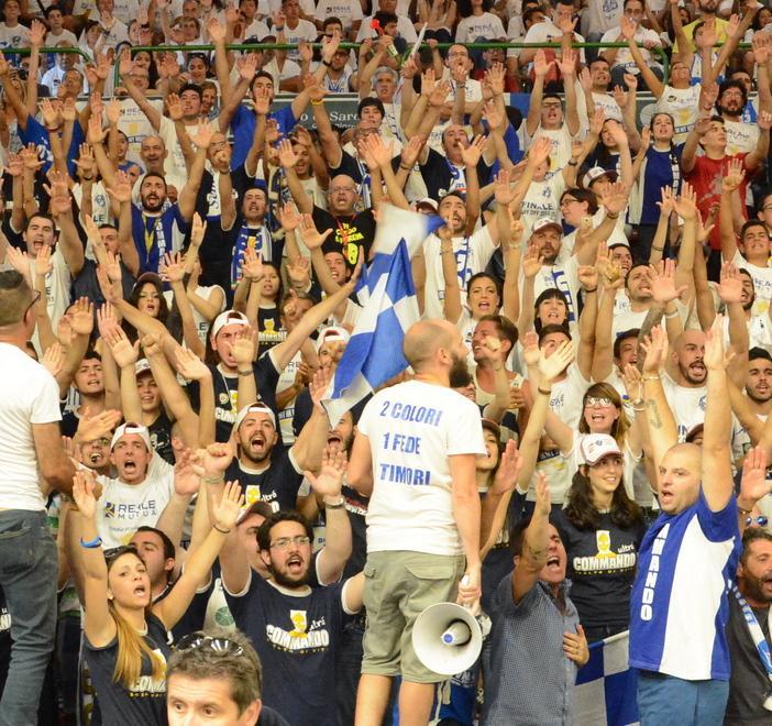 serata di solidarietà