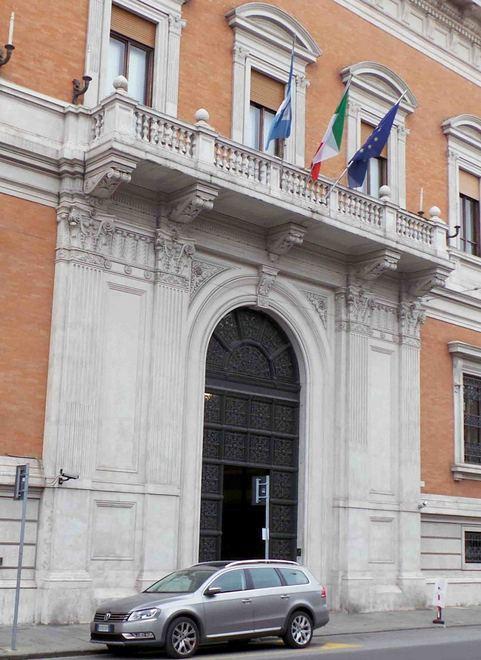 Carife, alleanza tra beffati al presidio di Bankitalia 