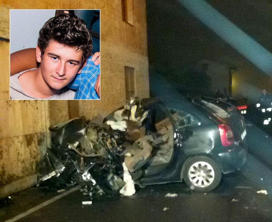 L'auto distrutta e nella foto la vittima, Giovanni Fazio
