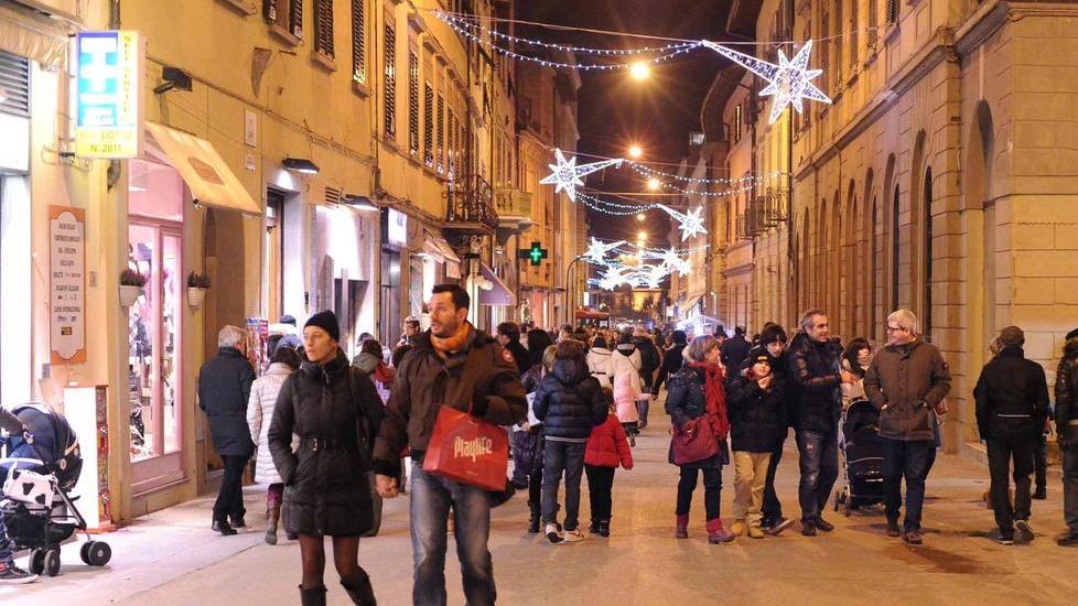 Sotto l’albero libri sulla storia di Pistoia