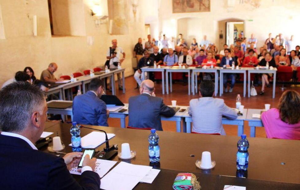 Dal Prefetto il “caso” consiglio 