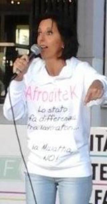 Il sondaggio “alternativo” dice Della Negra 