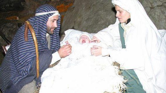 Torna il presepe in grotta dopo lo stop per il sisma
