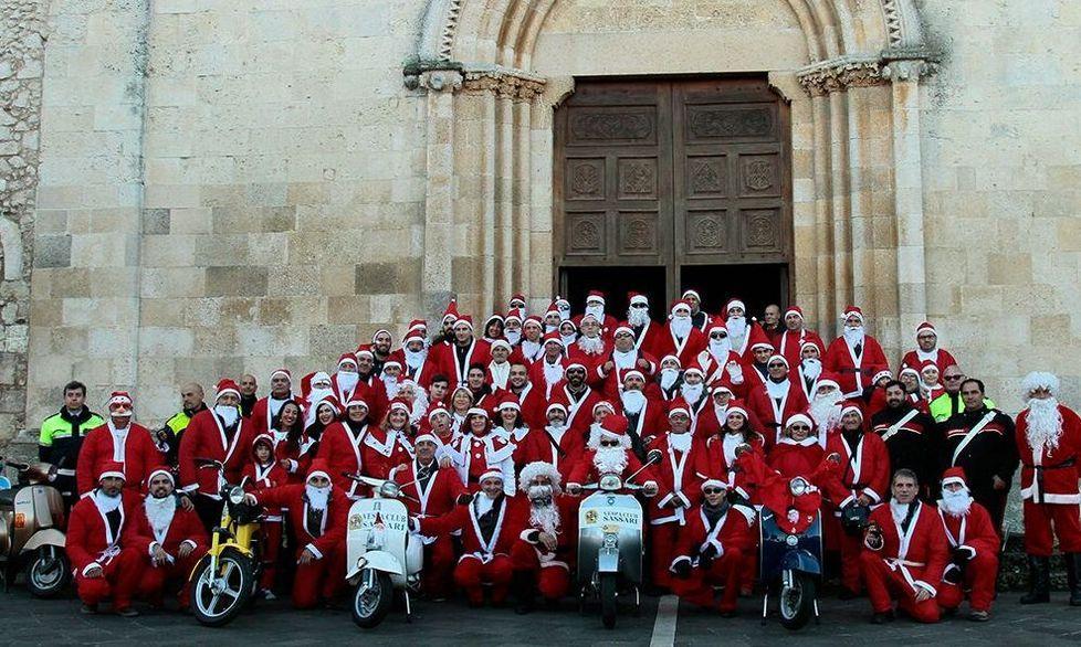 Babbo Natale arriva con la Vespa