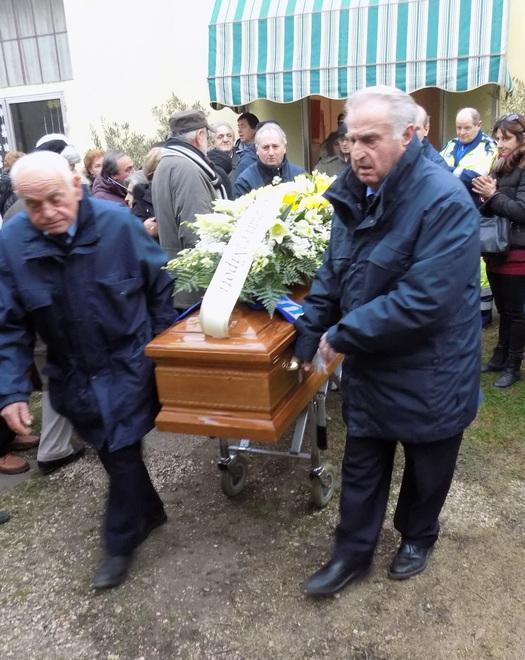 «Ciao Mauro, ci lasci il tuo sorriso» 