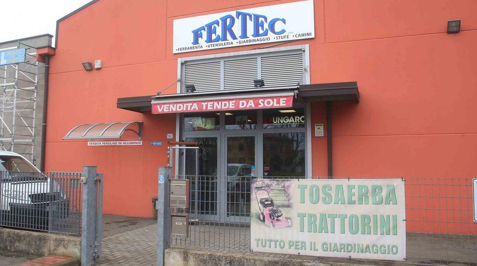 Cadelbosco Sopra Rubati utensili alla ferramenta