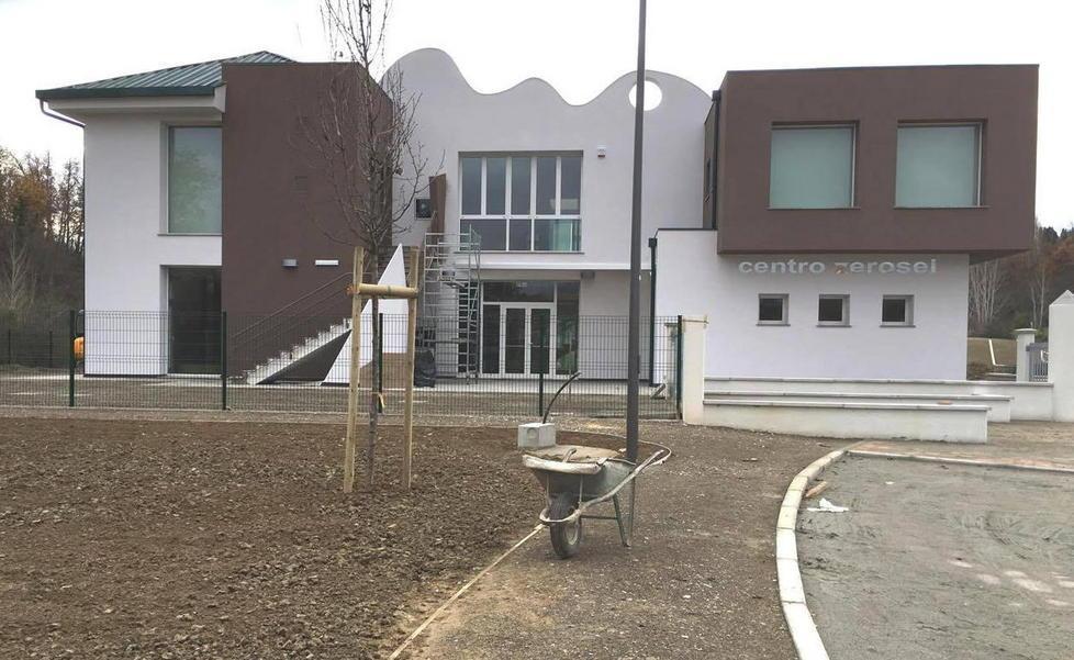 Bocelli dona i terreni per la scuola 