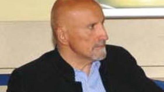 Onorato: «No all’apertura ai marittimi stranieri»